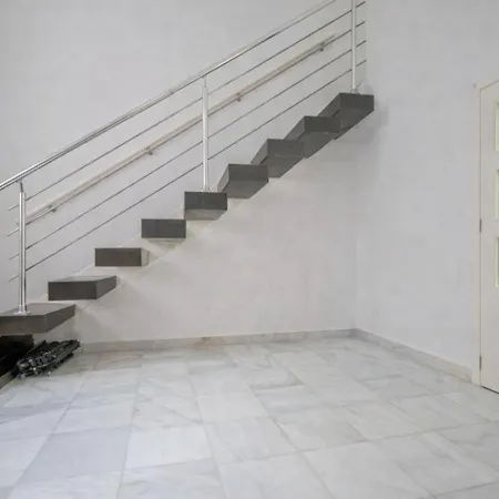 Rentalsevilla Virgenes Apartment Seville